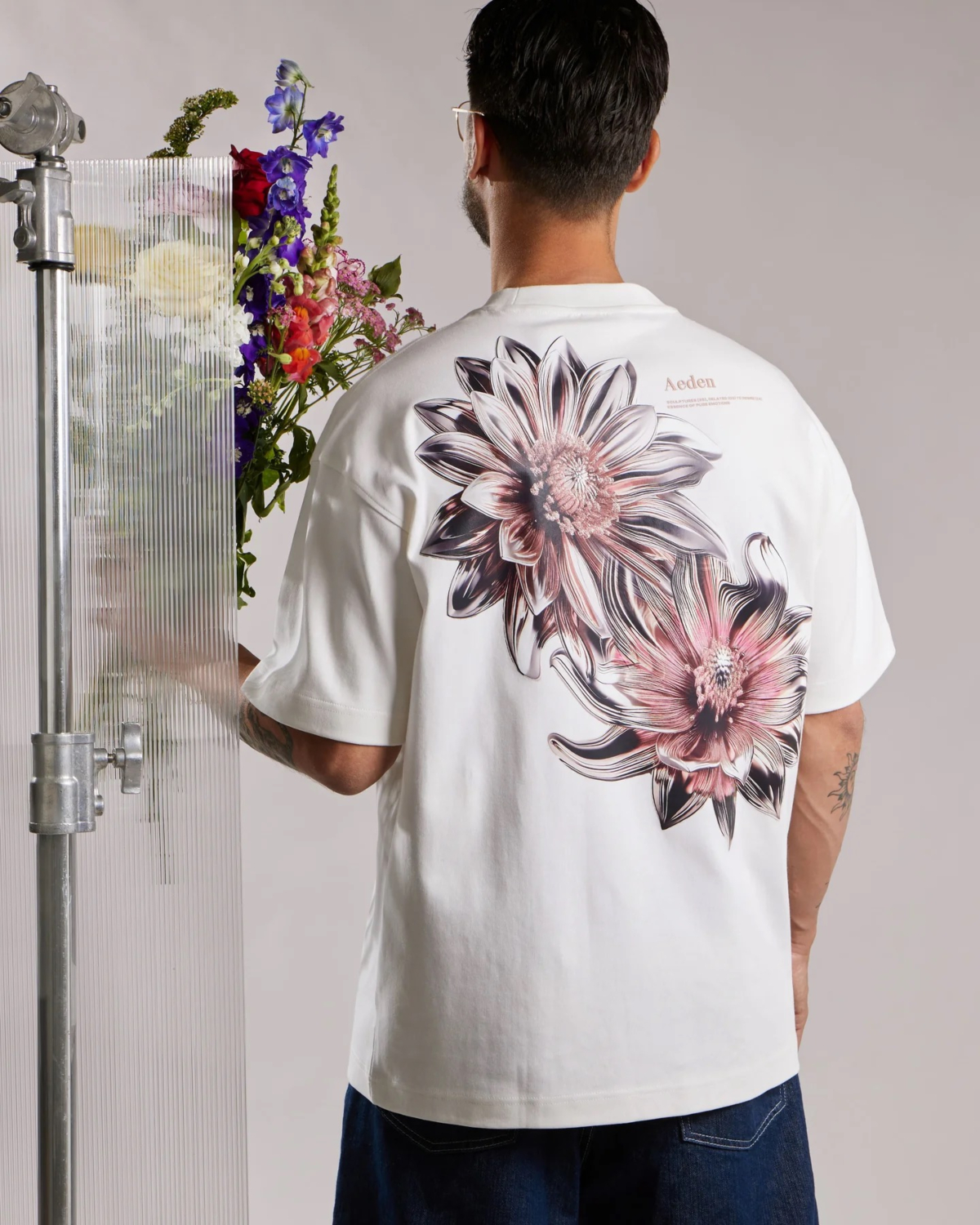 Aeden T-shirt Chromer Tee Off White