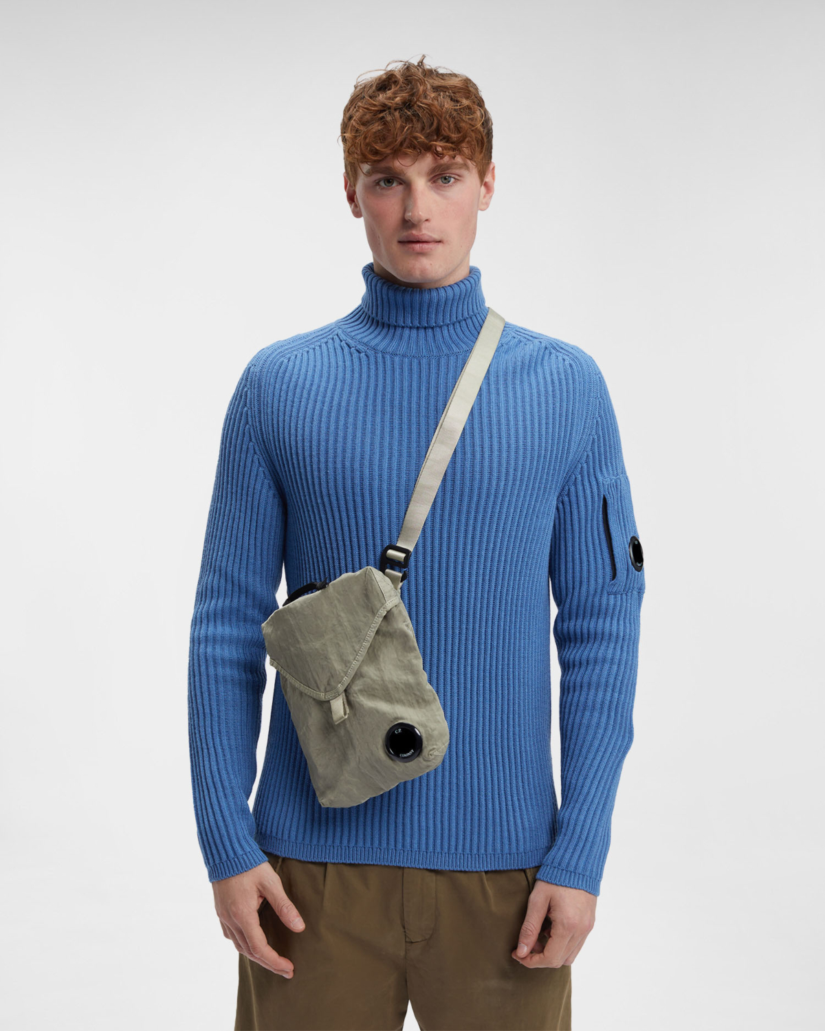 Cp Company Tas 15cmac075a L-grijs