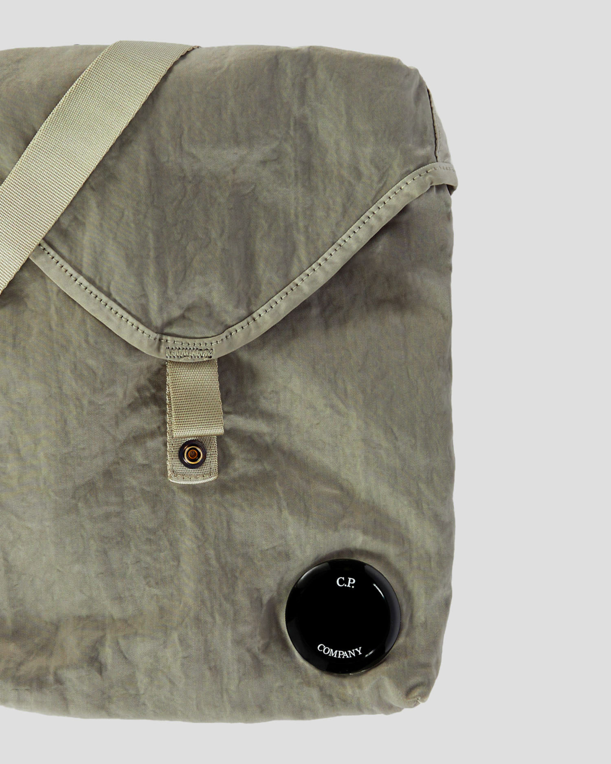 Cp Company Tas 15cmac075a L-grijs
