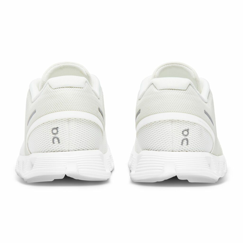 On Running Schoenen Cloud 5 Wit