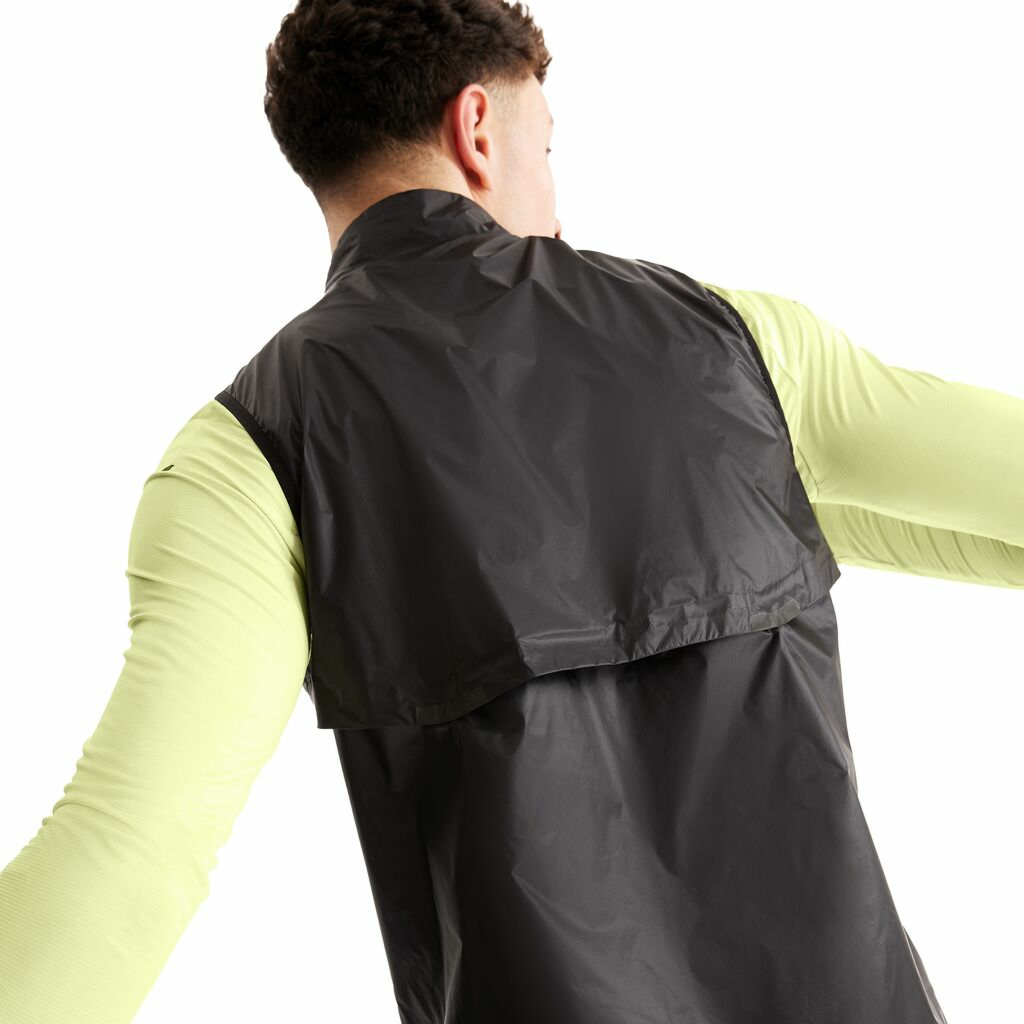 On Running Bodywarmer Weather Vest  Zwart