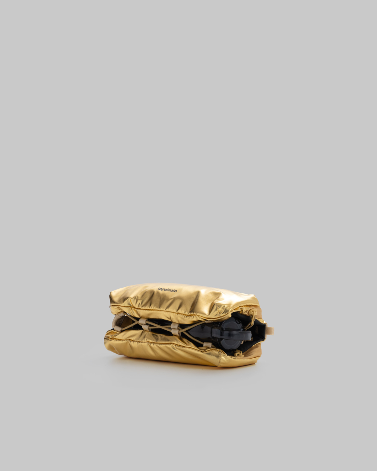 Topologie Tas Bottle Saccoche Medium Goud