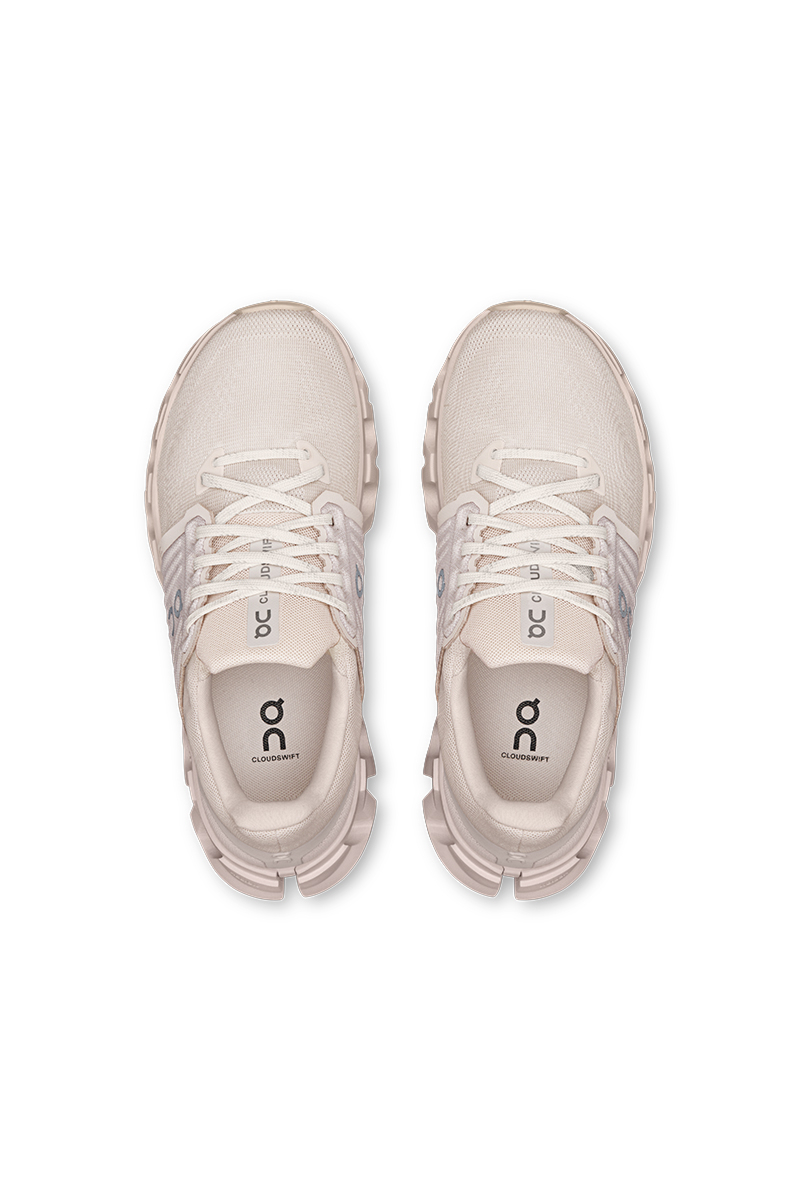 On Running Schoenen Cloudswift 4 Ad Beige
