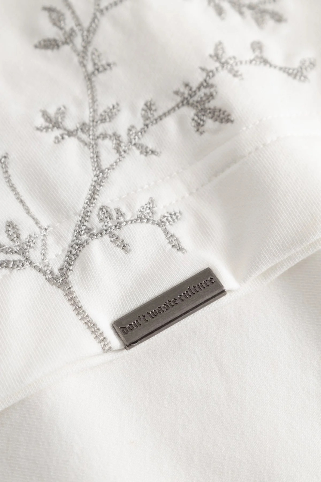 Dont Waste Culture T-shirt Morikae D-grijs