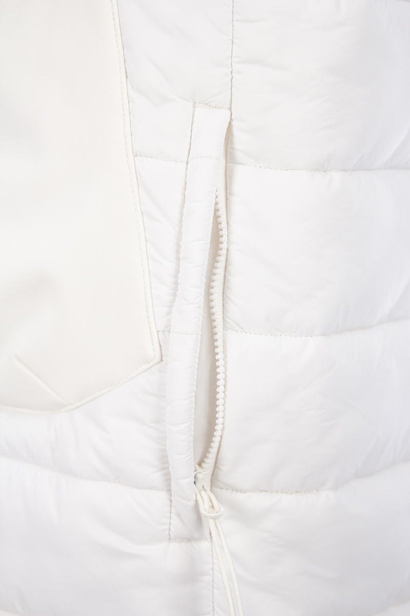 Cp Company Bodywarmer 15cmow018a Off White