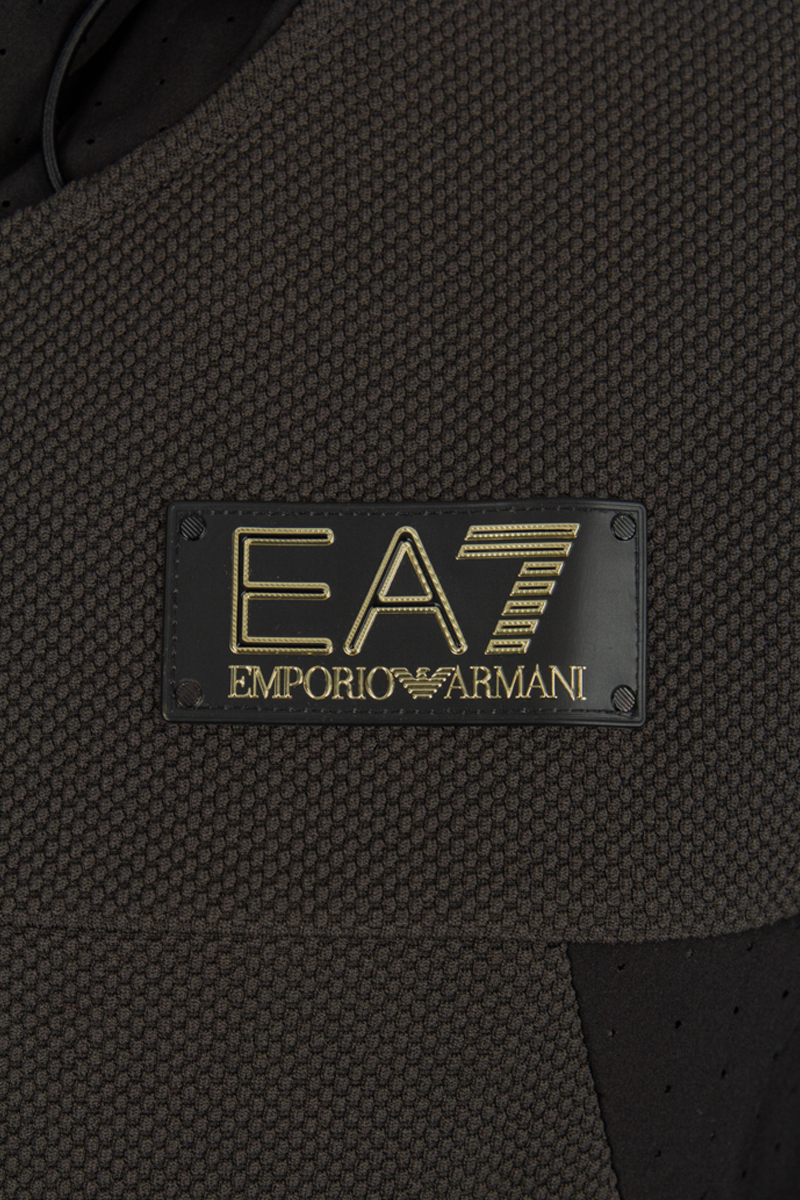 EA7 JOGGING TOP