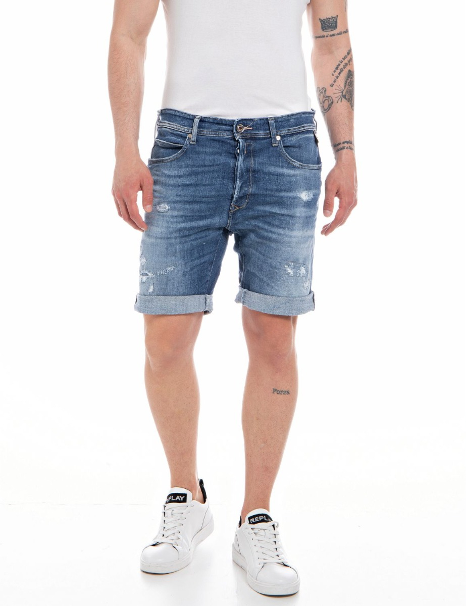 Replay short top