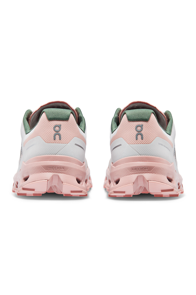On Running Schoenen Cloudvista Roze