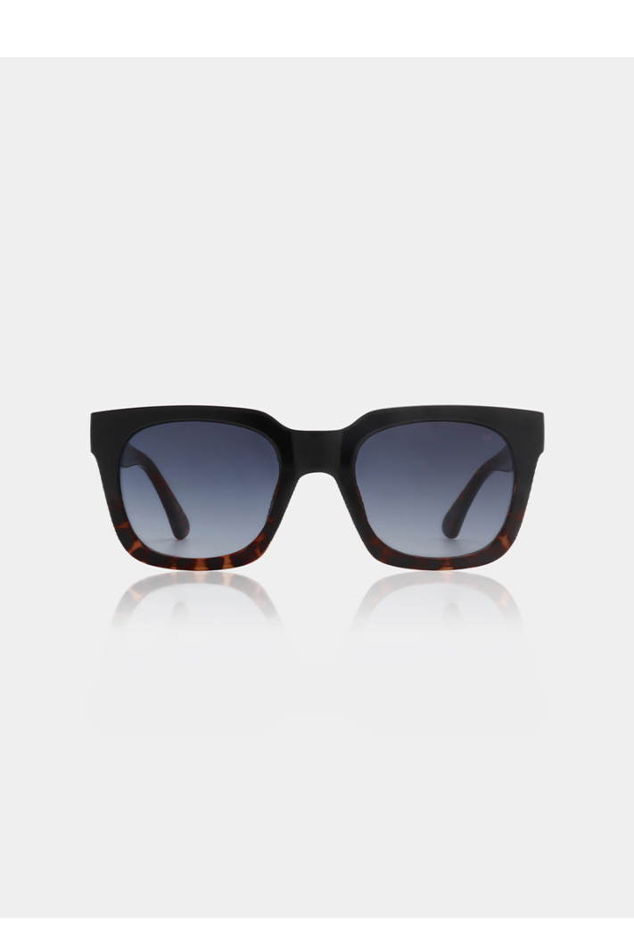 Kjaerbede Zonnebril Nancy Zwart