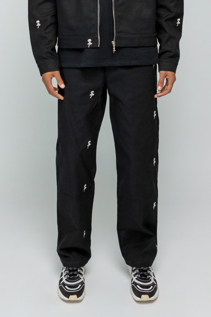 Stranger Society Jeans Roses All Over Pants Zwart